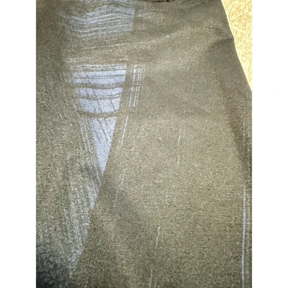 Lululemon High Rise Crop Leggings Navy Blue Black Abstract‎ Print Size 4